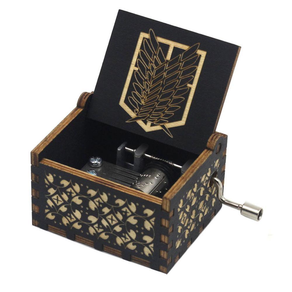 New Attack on Titan Queen Music Box Manovelle in legno intagliato antico Power Game Crossing Rainbow Regali di compleanno di Natale - Gufetto Brand