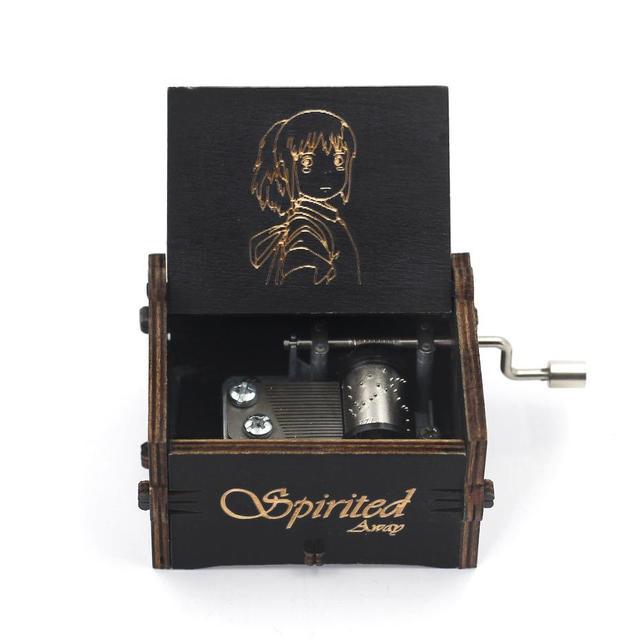 New Attack on Titan Queen Music Box Manovelle in legno intagliato antico Power Game Crossing Rainbow Regali di compleanno di Natale - Gufetto Brand