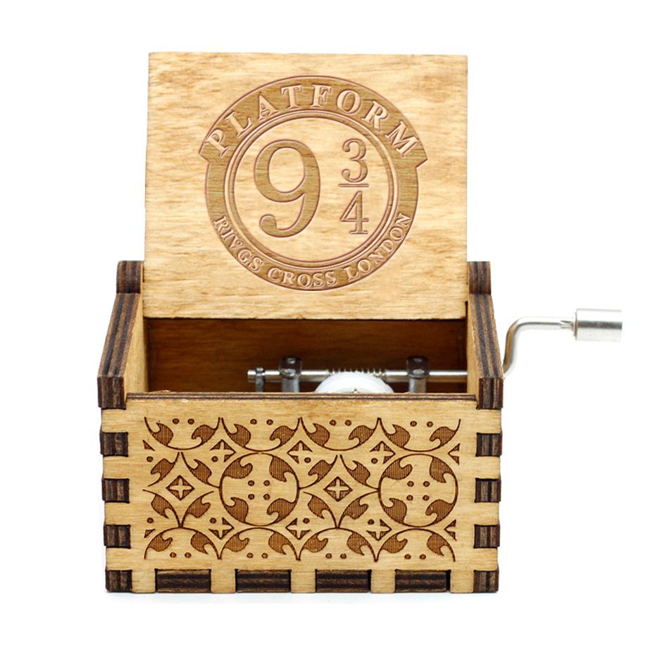 Attacking Giants Stationed Corps Music Box Bianco Blu Nero Legno You're My Sunshine The Godfather Musica Tema Regalo di compleanno - Gufetto Brand