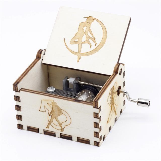 Attacking Giants Stationed Corps Music Box Bianco Blu Nero Legno You're My Sunshine The Godfather Musica Tema Regalo di compleanno - Gufetto Brand