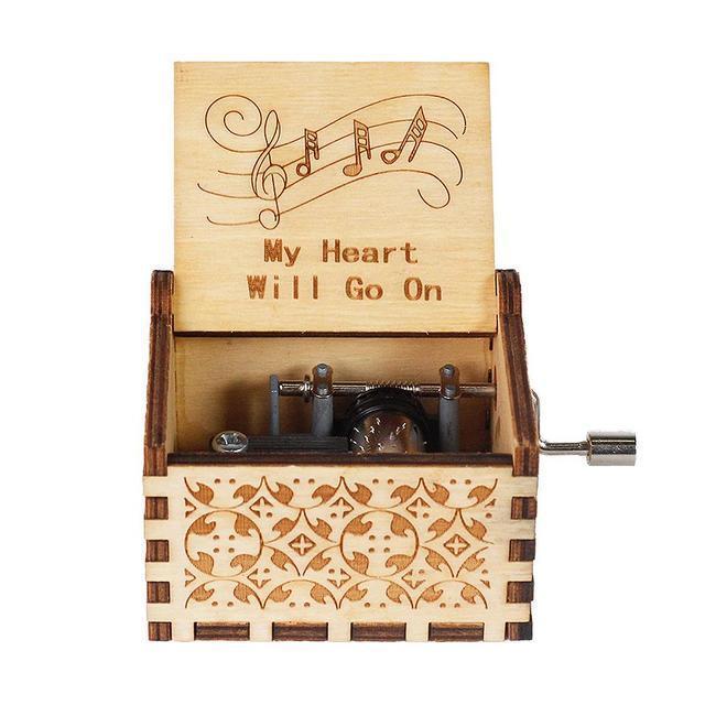 New Attack on Titan Queen Music Box Manovelle in legno intagliato antico Power Game Crossing Rainbow Regali di compleanno di Natale - Gufetto Brand