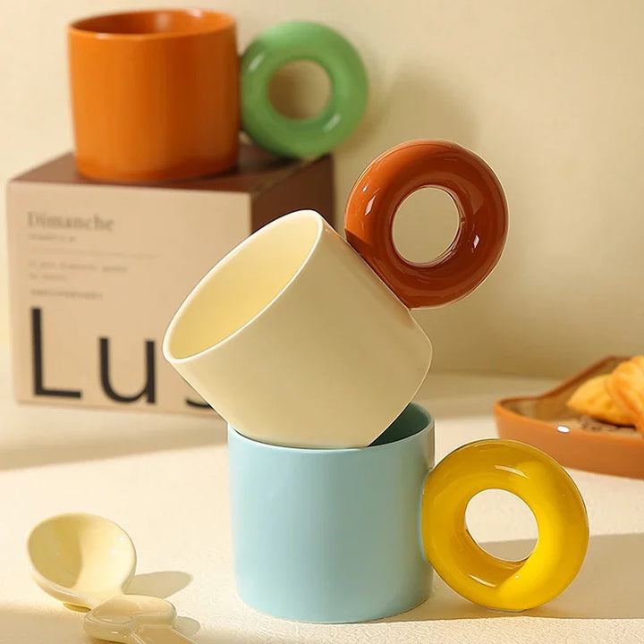 Tazza da 350 ml con manico rotondo grande