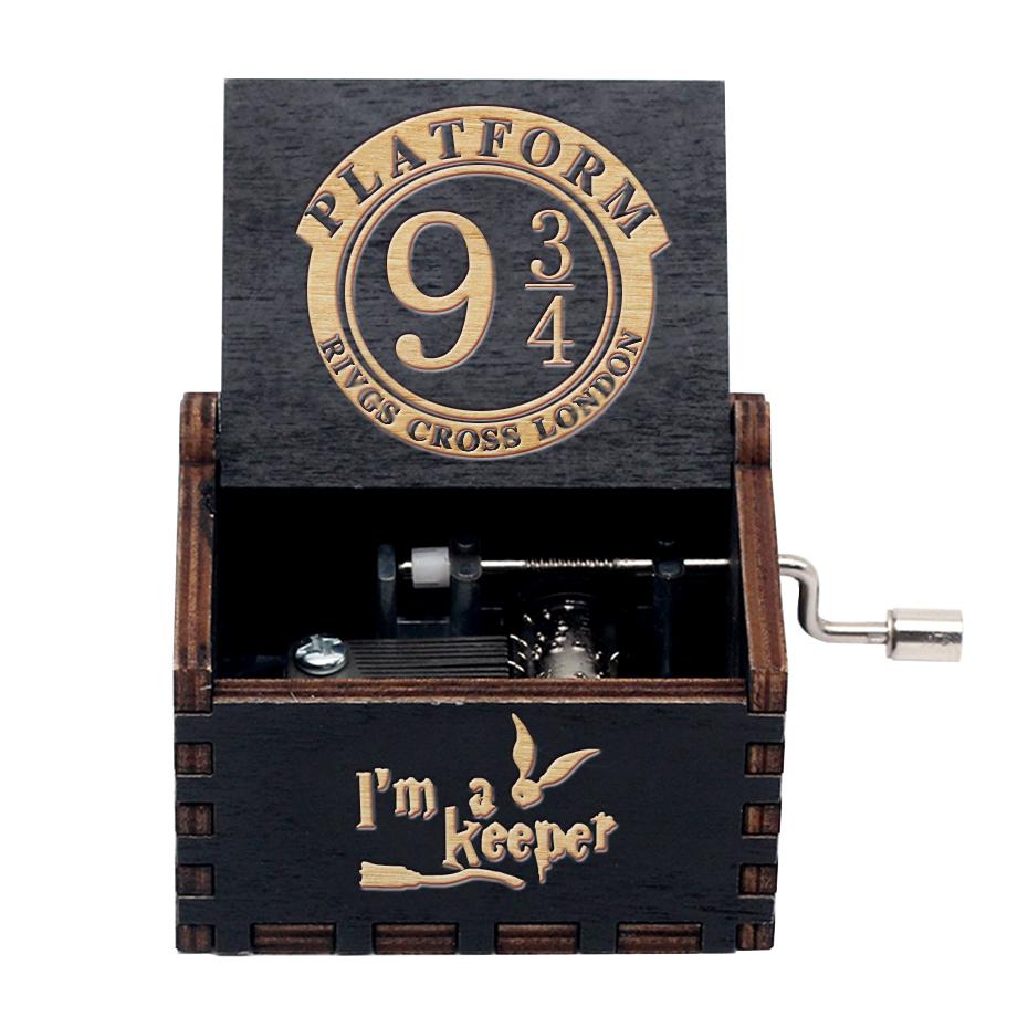 Carillon in legno fatto a mano Jack Sparrow dai pirati dei Caraibi suona melodia Davy Jones Sailor Moon carillon regalo - Gufetto Brand 