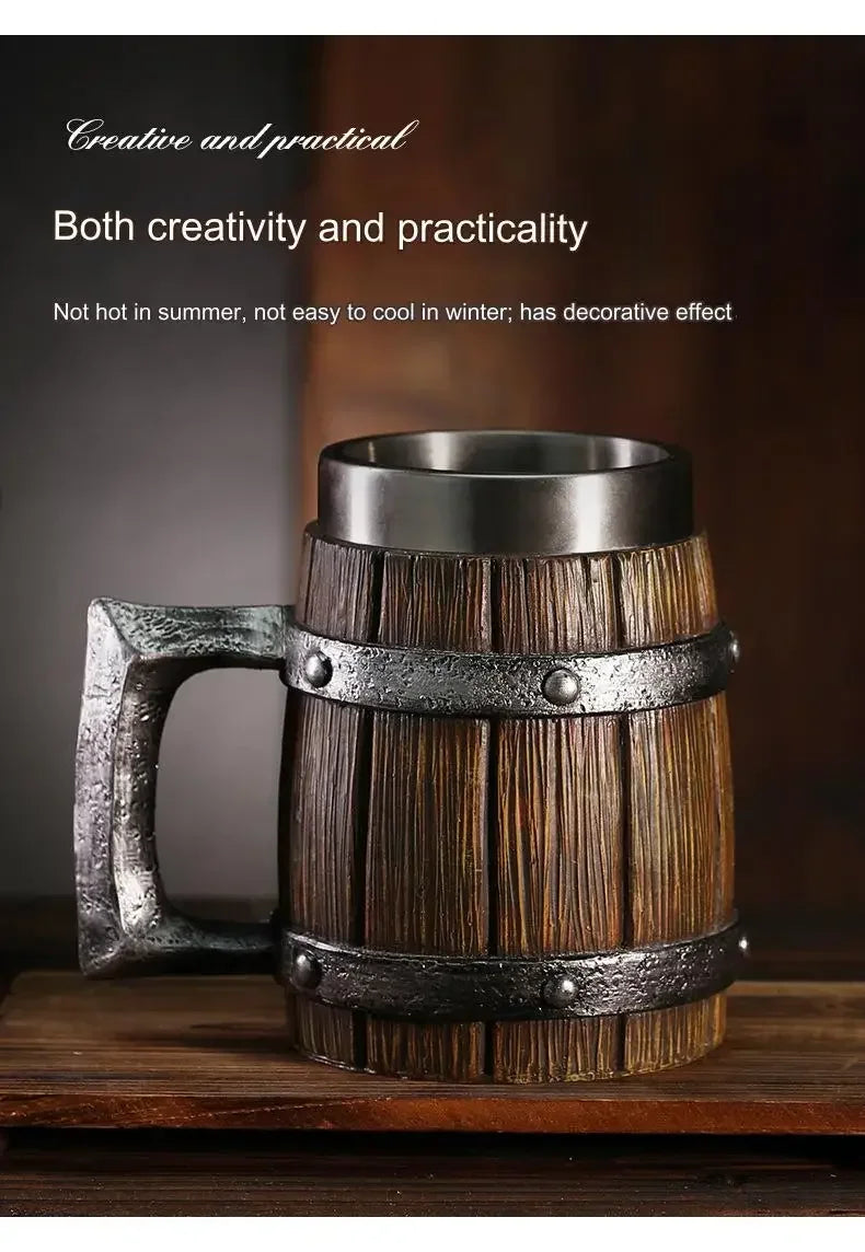 Bicchiere isolato progettato con canna di legno, tazza da viaggio in acciaio inossidabile da 20 once per birra, caffè e bevande fredde