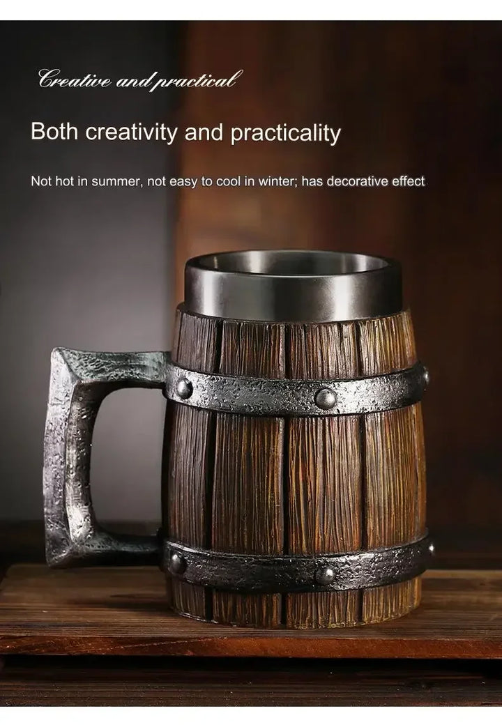 Bicchiere isolato progettato con canna di legno, tazza da viaggio in acciaio inossidabile da 20 once per birra, caffè e bevande fredde