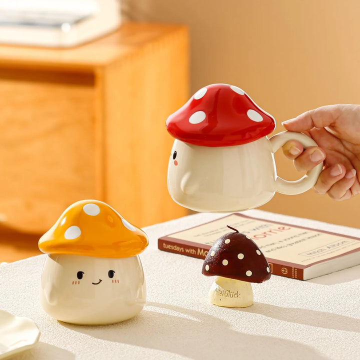 Tazza in ceramica a fungo con coperchio