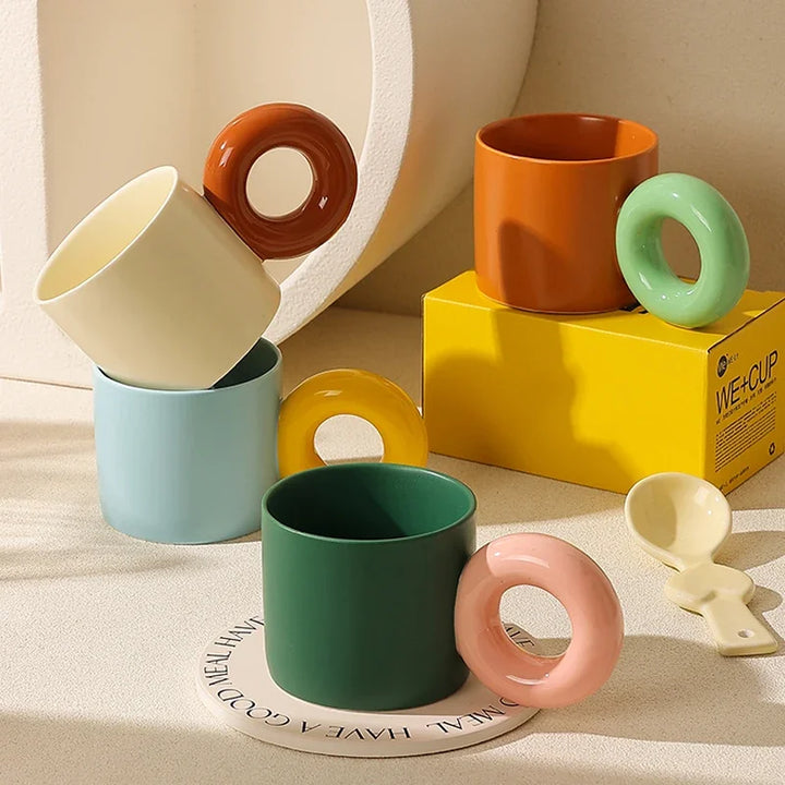 Tazza da 350 ml con manico rotondo grande