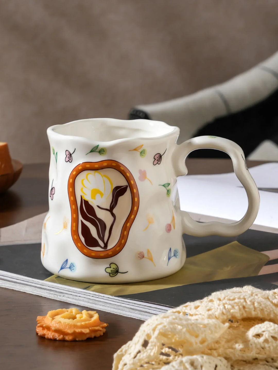 Tazza in ceramica Fiore fatto a mano