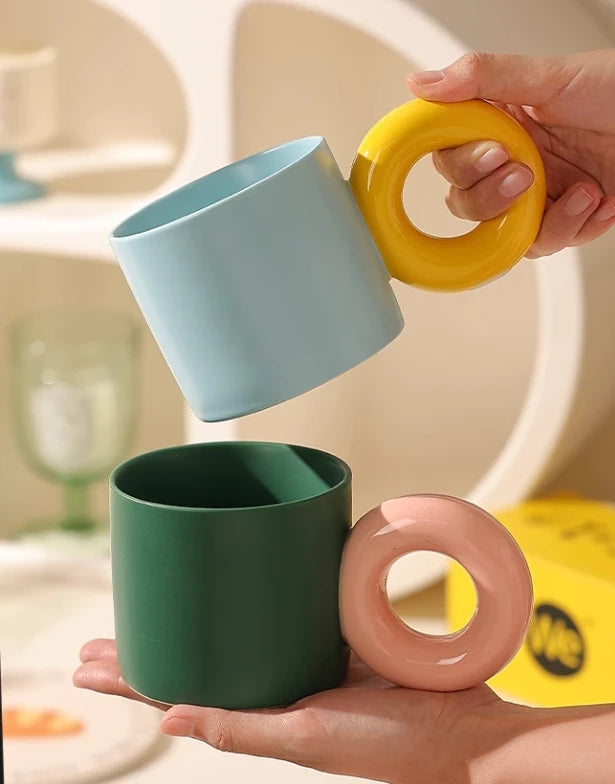 Tazza da 350 ml con manico rotondo grande