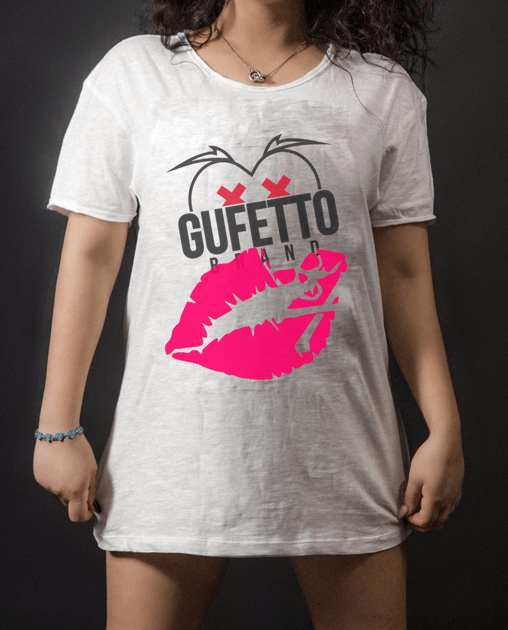 T-shirt Donna Bacio Skull - Gufetto Brand 