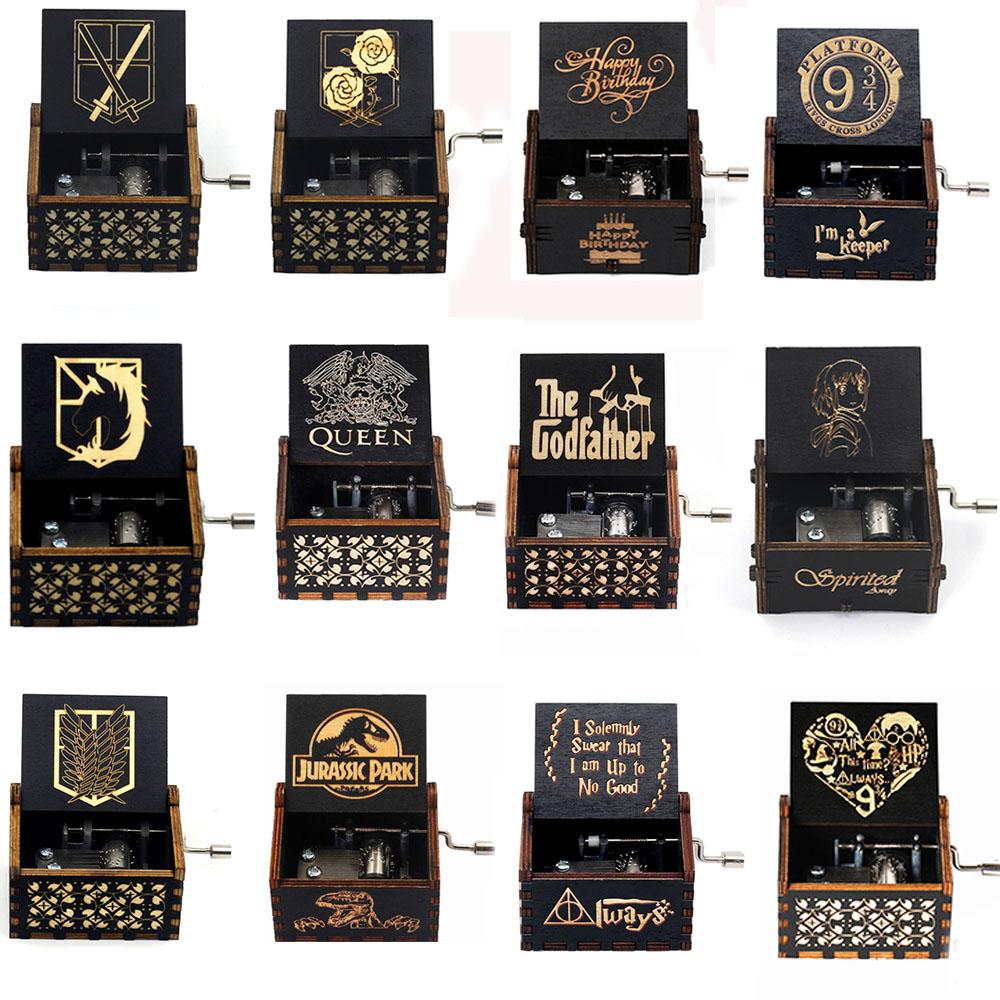 Attacking Giants Stationed Corps Music Box Bianco Blu Nero Legno You're My Sunshine The Godfather Musica Tema Regalo di compleanno - Gufetto Brand 