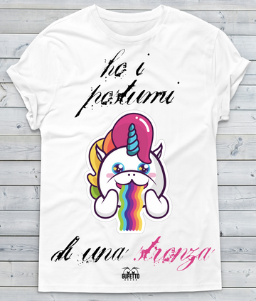 T-shirt Donna Ho i postumi di una ... Unicorn